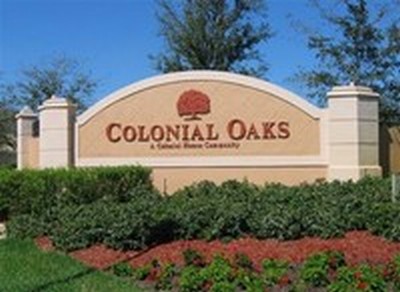 Colonial-Oaks